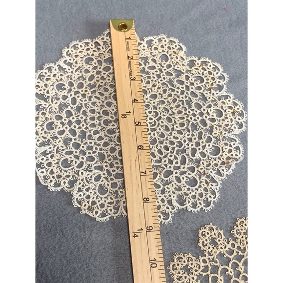 Set Of 2 Handmade Vintage Crochet Tatted Doilies 8-Inch Diameter - Picture 4 of 5